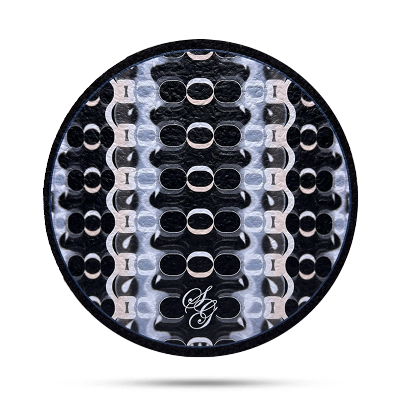 Moodmats X Sovereignty - Black & White Grids Circle - The Cave
